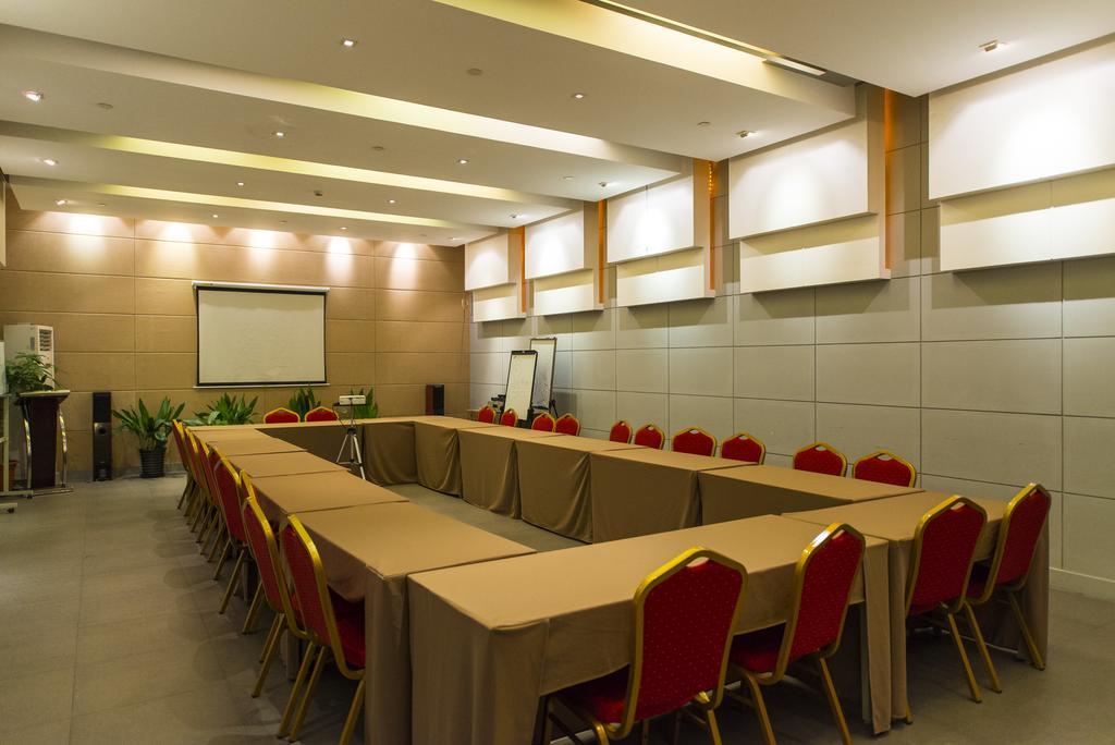 Jinjiang Inn Changsha Wuyi Square Metro Station Ifc Екстериор снимка